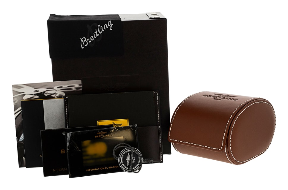 Breitling Chronoliner Y24310 Image 4